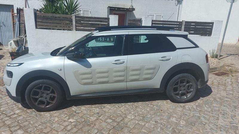 Usado 2016 Citroën C4 Cactus Citadino | € 7.990 (Preço justo) - Imagem 1/4