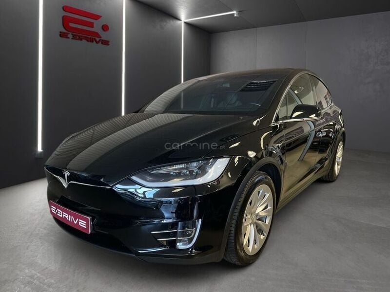 Preto Usado 2019 Tesla Model X SUV | € 47.480 (Preço justo) - Imagem 1/1