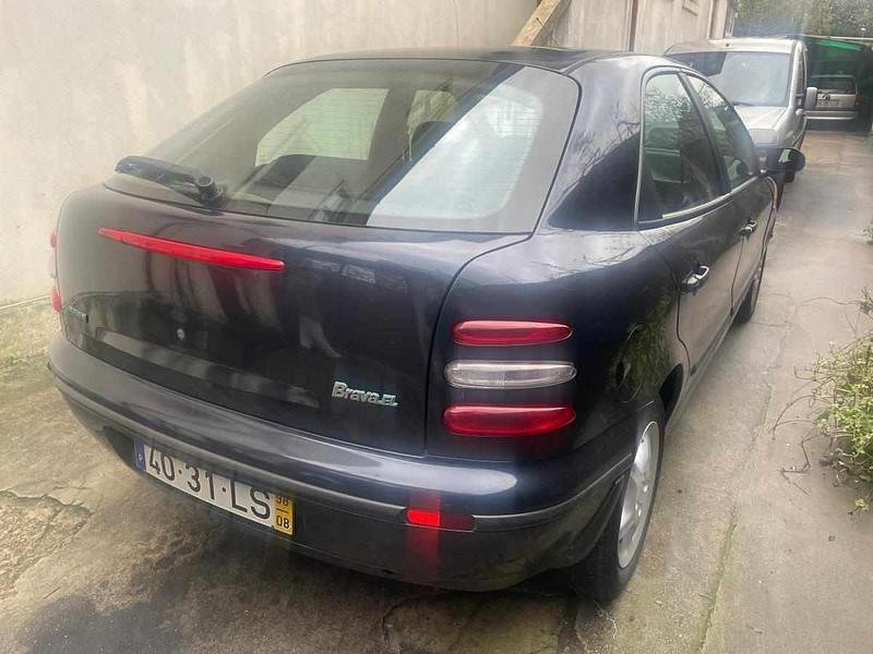 Preto Usado 1998 Fiat Bravo Citadino | € 5.000 - Imagem 1/4