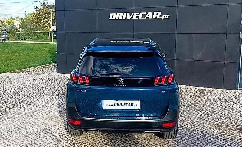 Usado Peugeot 5008 GT 130 HP (95 kW) 2021 Azul escuro SUV