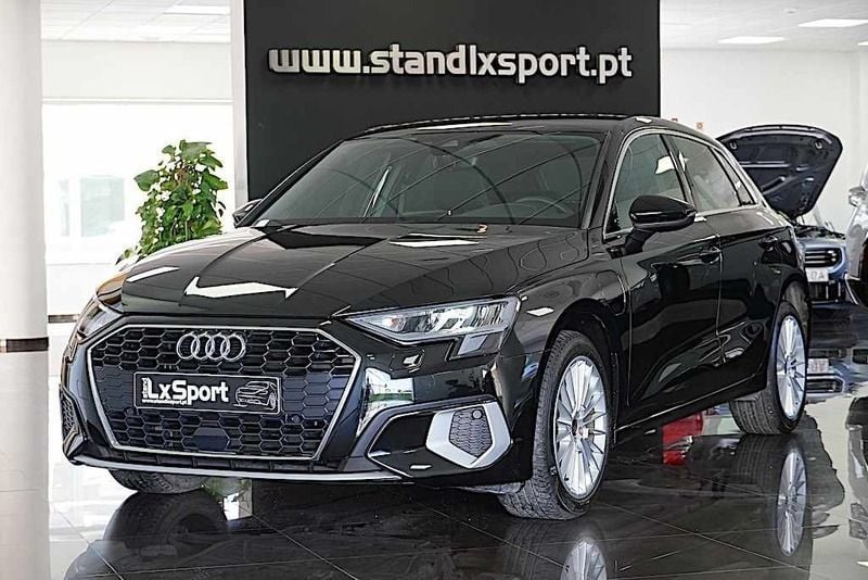 Preto Usado 2022 Audi A3 Sportback e-tron Citadino | € 28.990 (Preço justo) - Imagem 1/4