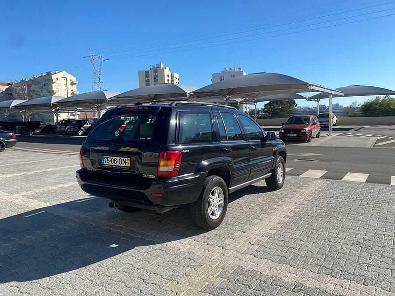 Usado Jeep Grand Cherokee 140 HP (102 kW) 1999 Preto SUV