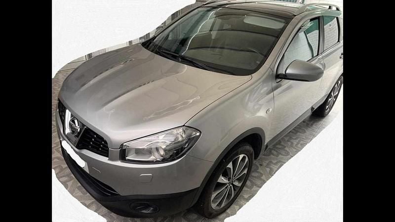 Cinzento Usado 2010 Nissan Qashqai SUV | € 9.450 (Preço justo) - Imagem 1/4