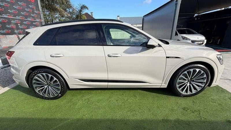 Usado Audi e-tron S-Line 300 kW (408 HP) 2020 Cinza SUV