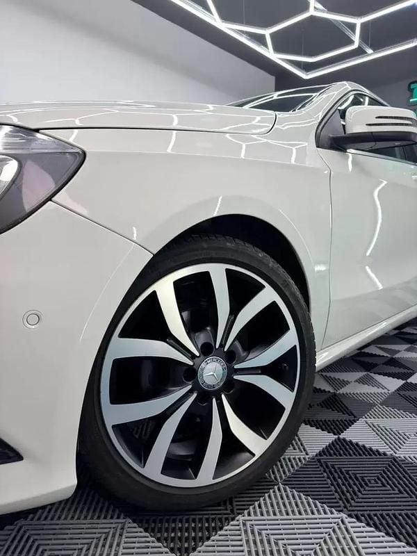 Usado Mercedes A180 Urban 109 HP (80 kW) 2013 Branco Citadino