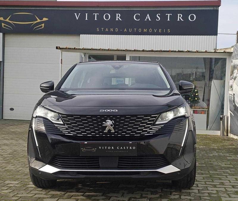Usado Peugeot 5008 Active 130 HP (95 kW) 2021 Preto Monovolume