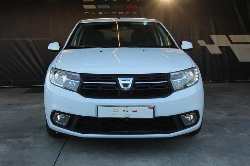 Usado Dacia Sandero Comfort 90 HP (66 kW) 2017 Amarelo