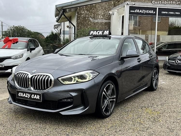 Cinza Usado 2020 BMW 116 Citadino | € 23.250 (Preço elevado) - Imagem 1/1