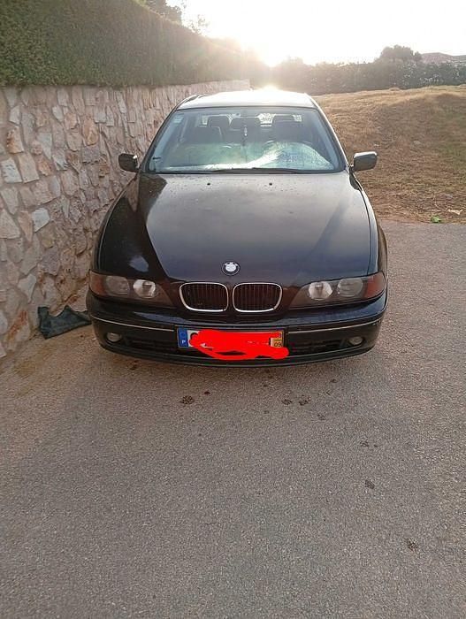 Usado 2000 BMW 525 Sedan | € 3.800 - Imagem 1/4