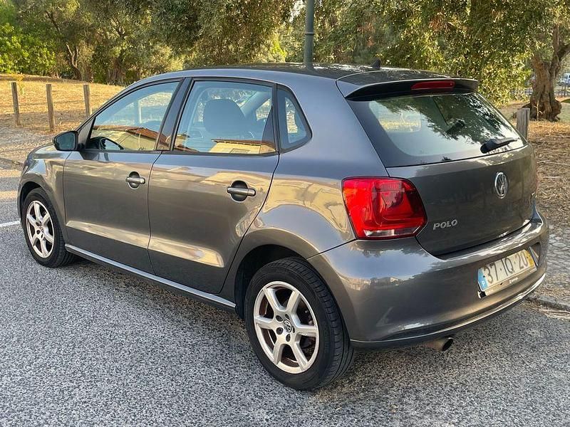 Usado 2010 VW Polo Sedan | € 6.900 (Preço justo) - Imagem 1/4