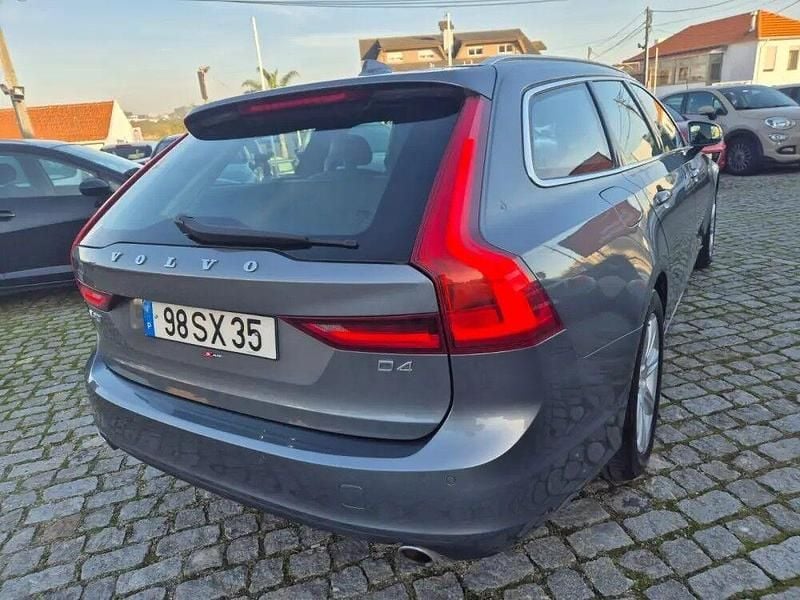 Usado Volvo V90 Momentum 190 HP (139 kW) 2017 Cinza Carrinha
