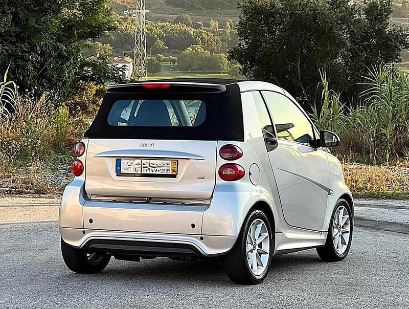 Usado Smart ForTwo Cabrio 54 HP (39 kW) 2013 Cinzento Cabrios