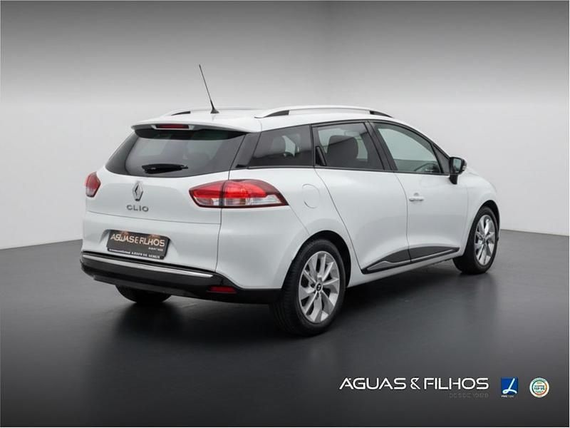 Usado Renault Clio IV 90 HP (66 kW) 2018 Branco Carrinha