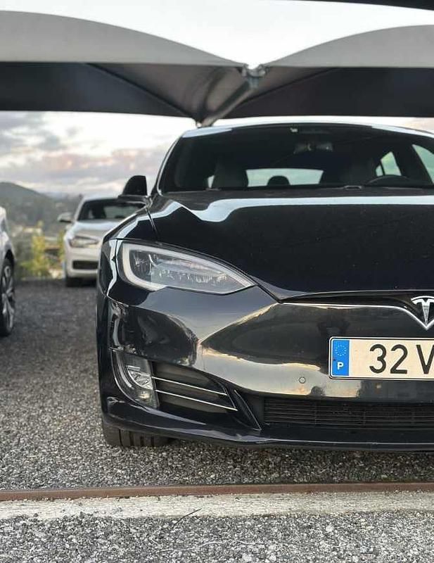Usado Tesla Model S 450 kW (613 HP) 2018 Preto Citadino