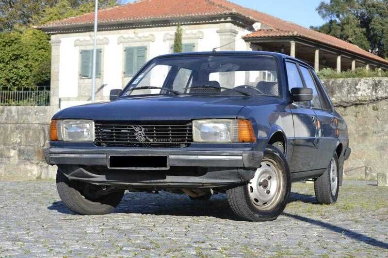 Azul Usado 1983 Peugeot 305 | € 1.250 - Imagem 1/4