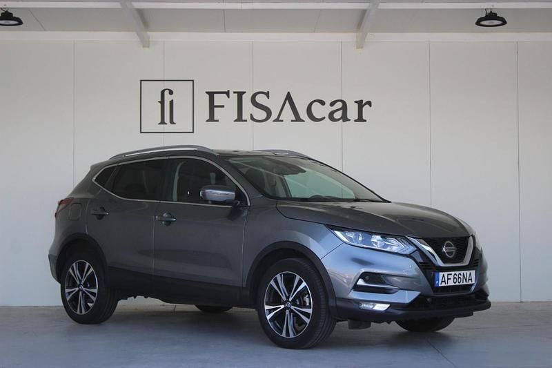 Cinza Usado 2021 Nissan Qashqai N-Connecta SUV | € 21.900 (Bom preço) - Imagem 1/4