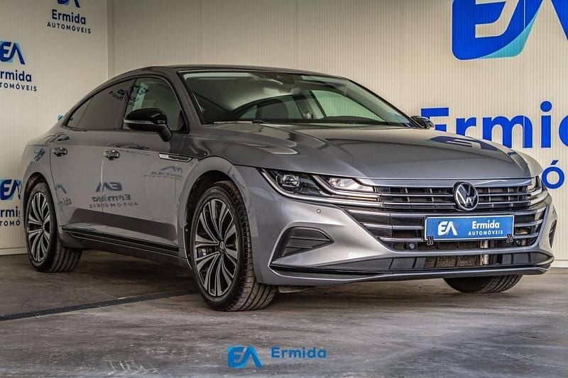 Usado VW Arteon 150 HP (110 kW) 2021 Cinzento