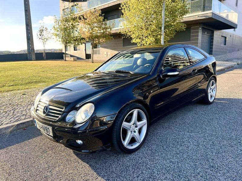 Usado 2006 Mercedes C220 | € 4.950 (Preço justo) - Imagem 1/4