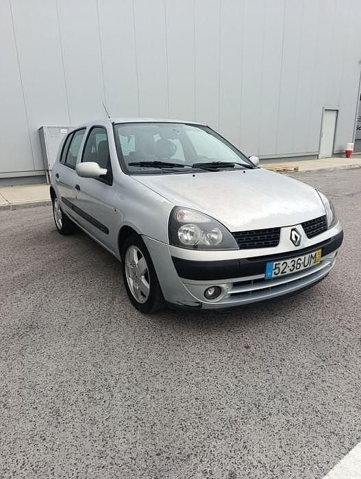 Usado 2003 Renault Clio II Sedan | € 1.850 (Preço justo) - Imagem 1/4