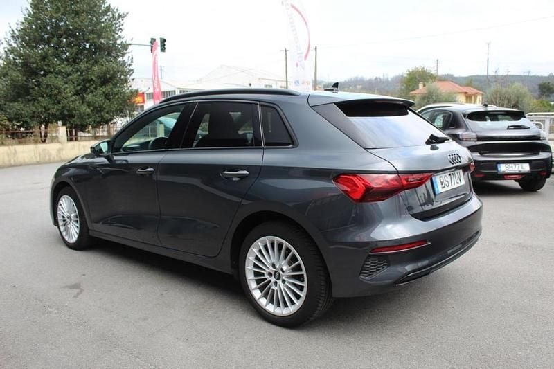 Usado Audi A3 Sportback e-tron 204 HP (150 kW) 2020 Cinzento Citadino
