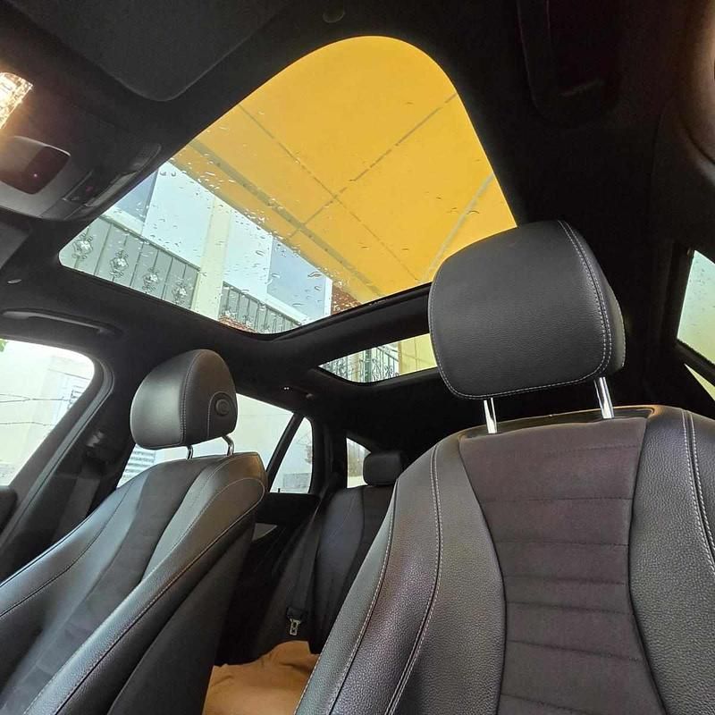 Usado Mercedes E300 306 HP (225 kW) 2021 Cinzento Carrinha