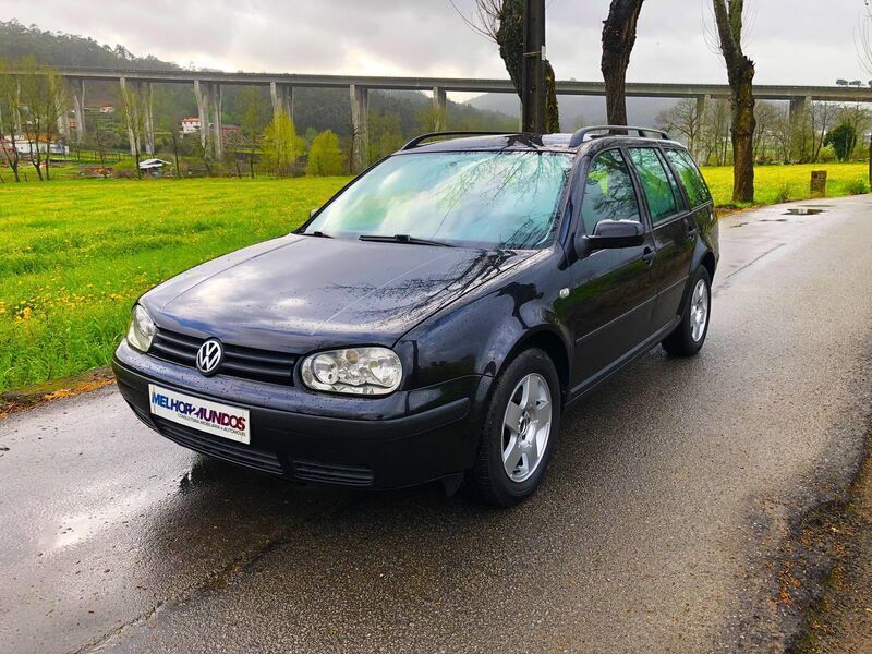 Usado VW Golf IV 75 HP (55 kW) 2000 Preto Carrinha
