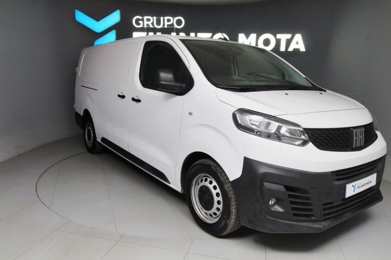 Branco Usado 2022 Fiat Scudo Monovolume | € 22.990 - Imagem 1/1