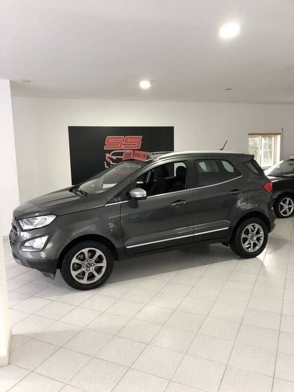 Cinzento Usado 2019 Ford Ecosport SUV | € 14.900 (Preço elevado) - Imagem 1/4