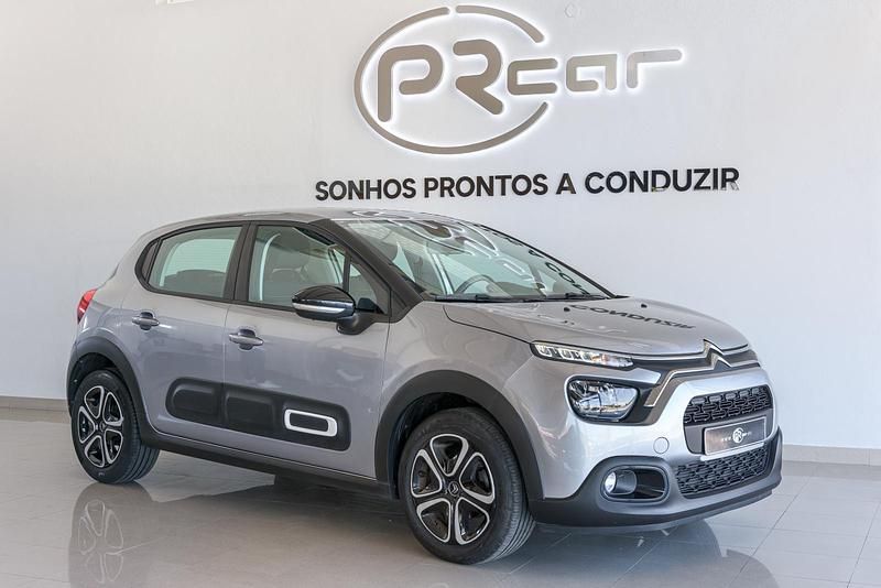 Cinzento Usado 2022 Citroën C3 Feel Citadino | € 14.500 (Preço justo) - Imagem 1/4