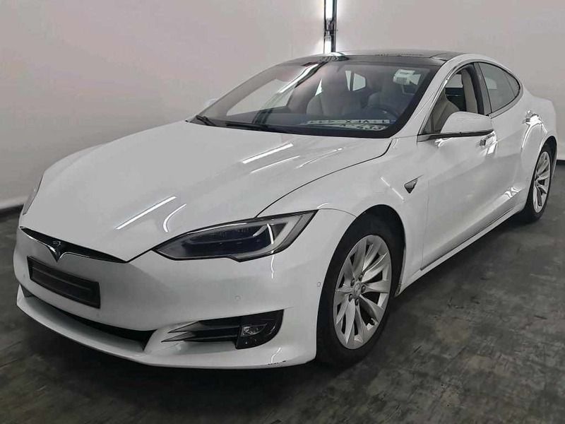 Branco Usado 2018 Tesla Model S Sedan | € 24.900 - Imagem 1/4