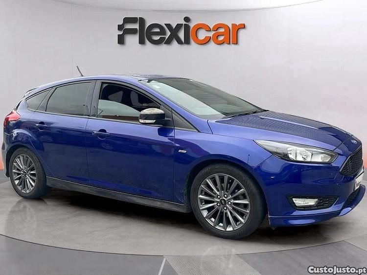 Usado Ford Focus ST-Line 125 HP (91 kW) 2017 Azul
