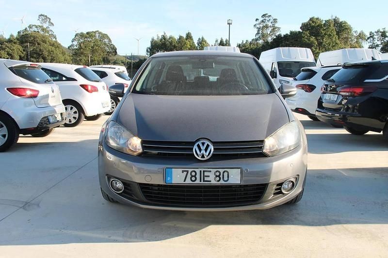 Antracite Usado 2009 VW Golf VI | € 7.000 (Caro) - Imagem 1/4
