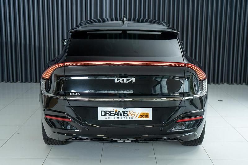 Usado Kia EV6 239 kW (325 HP) 2022 Preto SUV