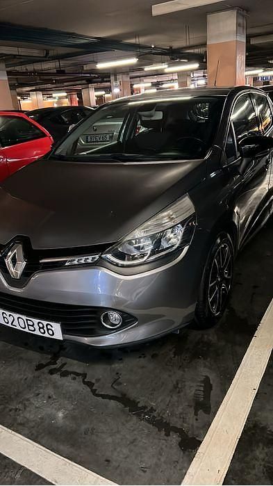Usado 2013 Renault Clio IV Sedan | € 9.900 (Preço justo) - Imagem 1/4