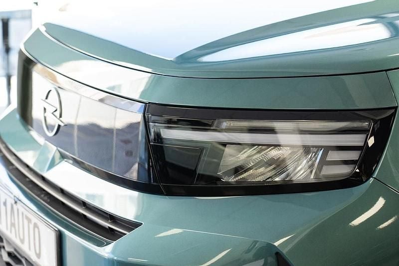 Usado Opel Frontera Edition 145 HP (106 kW) 2025 Verde SUV