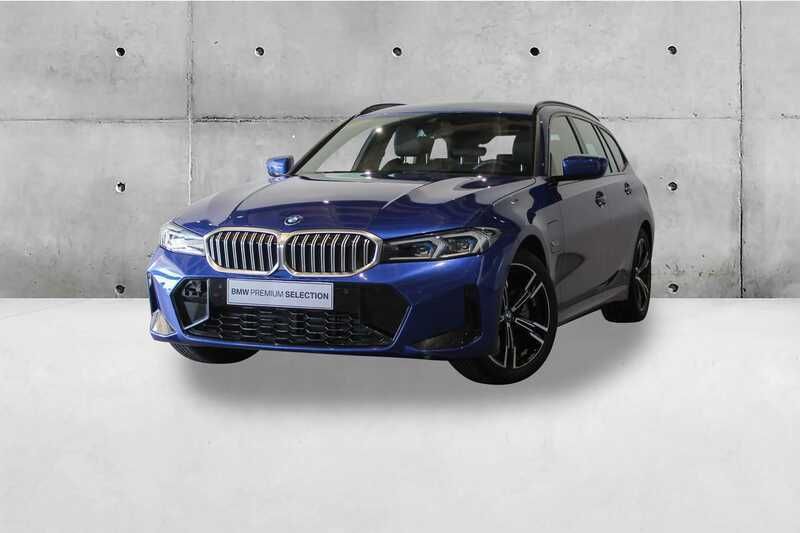 Azul portimão metalizada Usado 2023 BMW 330e Shadowline Carrinha | € 43.946 (Bom preço) - Imagem 1/4