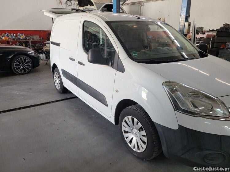 Branco Usado 2013 Citroën Berlingo Monovolume | € 7.500 (Super Preço) - Imagem 1/1