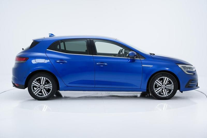 Usado Renault Mégane IV Intens 115 HP (84 kW) 2021 Azul Sedan