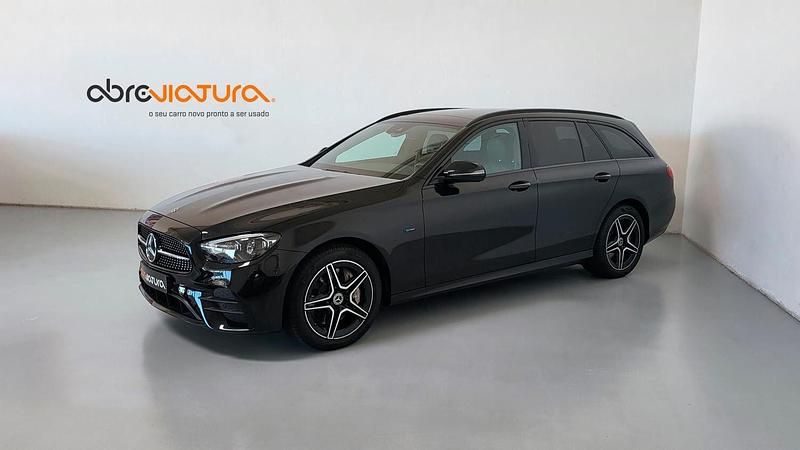 Preto Usado 2021 Mercedes E300 AMG line Carrinha | € 45.250 (Caro) - Imagem 1/4