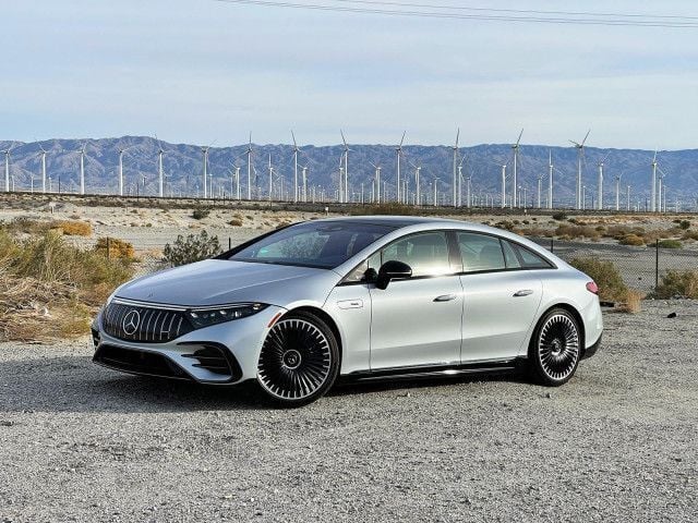 Cinzento Usado 2022 Mercedes EQS580 Sedan | € 77.000 - Imagem 1/4