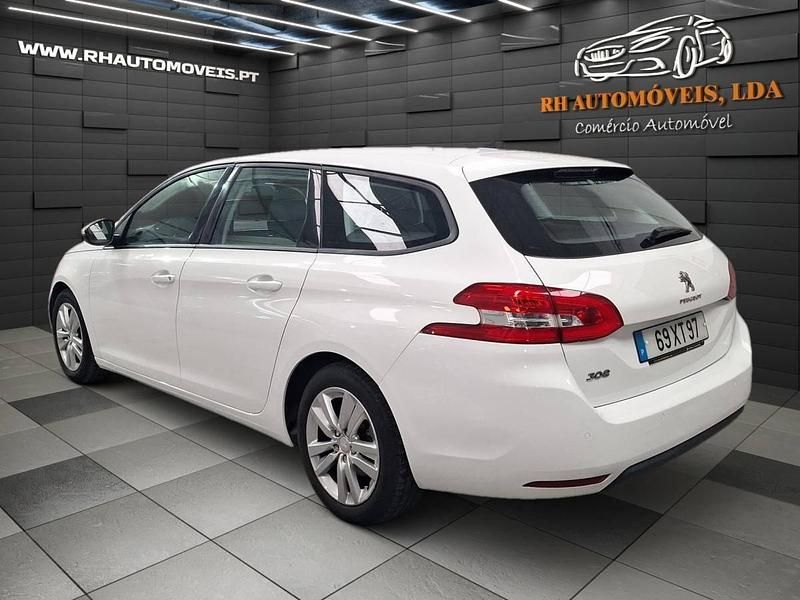 Usado Peugeot 308 SW 115 HP (84 kW) 2014 Branco Carrinha