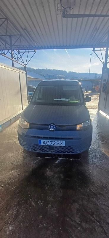 Cinzento Usado 2021 VW Caddy Monovolume | € 16.600 - Imagem 1/4