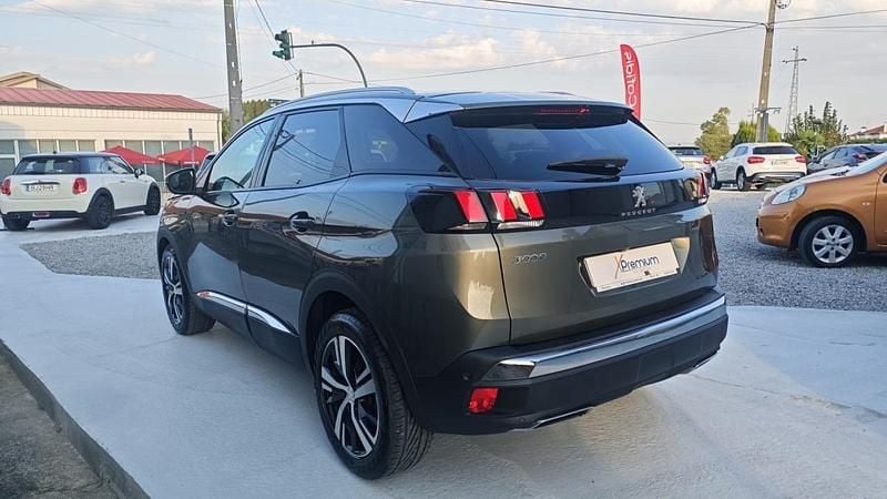 Usado Peugeot 3008 120 HP (88 kW) 2018 Cinzento SUV