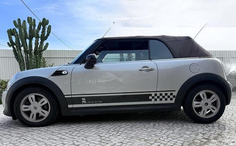 Usado Mini One Cabriolet 98 HP (72 kW) 2014 Cabrios