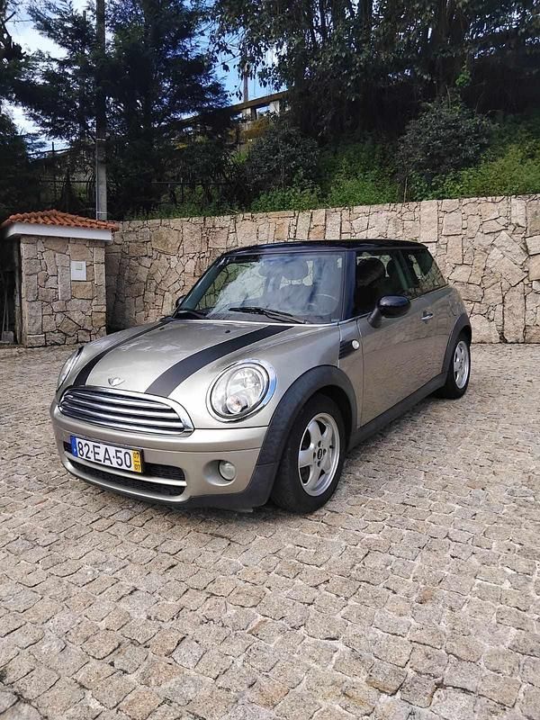 Cinzento Usado 2007 Mini Cooper Citadino | € 7.950 (Preço elevado) - Imagem 1/4