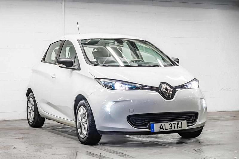 Branco Usado 2017 Renault Zoe Citadino | € 9.000 (Preço justo) - Imagem 1/4
