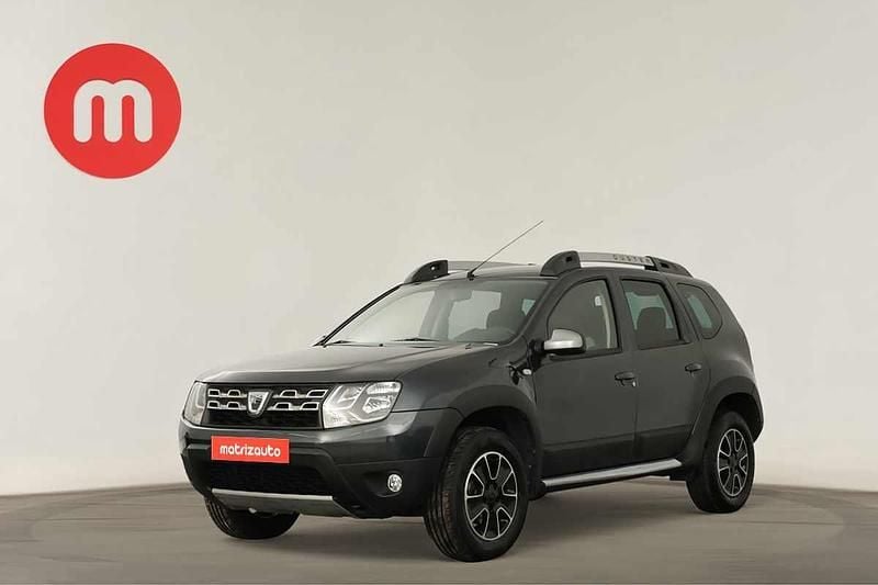 Usado Dacia Duster 110 HP (80 kW) 2016 Cinzento SUV
