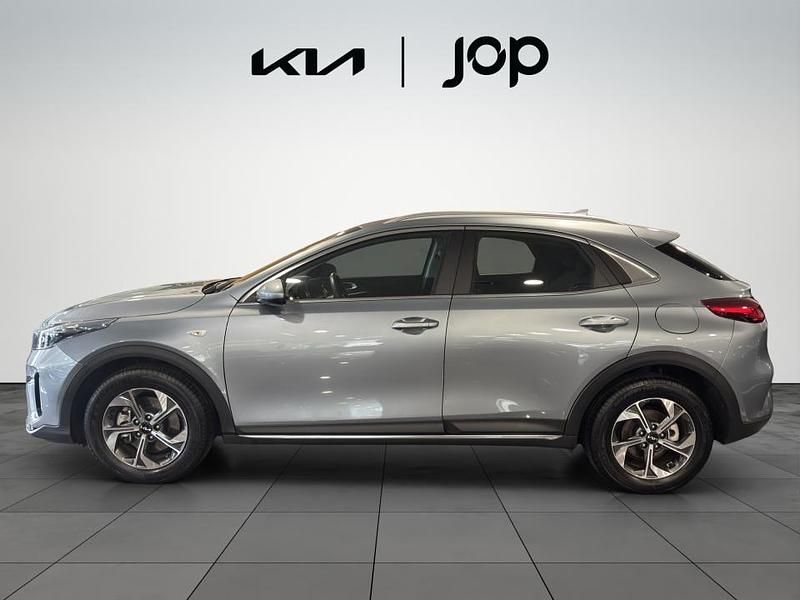 Usado Kia XCeed 100 HP (73 kW) 2025 Cinza SUV