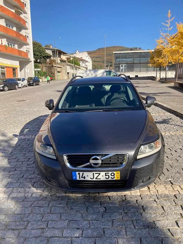 Cinzento Usado 2010 Volvo V50 Carrinha | € 8.500 (Preço elevado) - Imagem 1/4