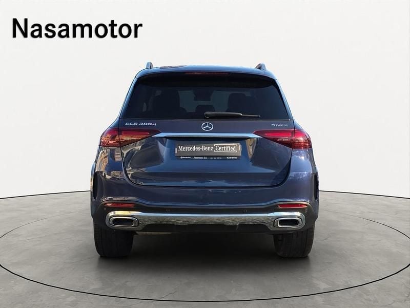 Usado Mercedes GLE300 269 HP (197 kW) 2024 Azul ardózia metalizado SUV